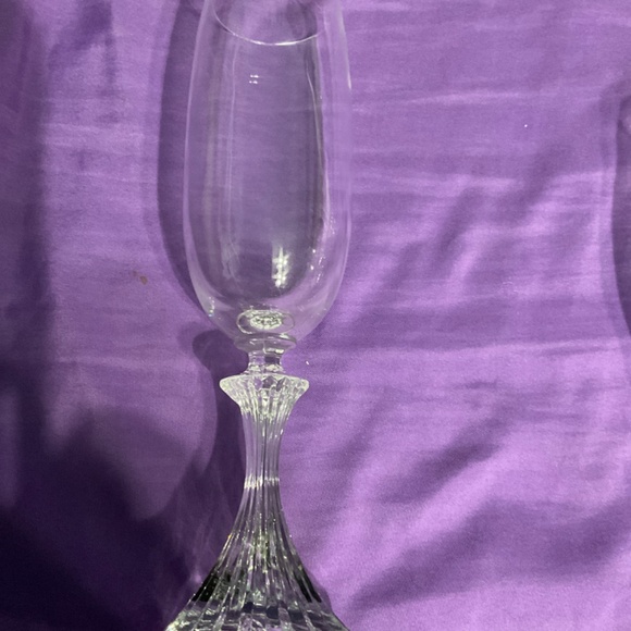 Amazon.com | BACLIFE Crystal Champagne Flutes Set of 6  Set of 6 crystal champagne flutes.  H175